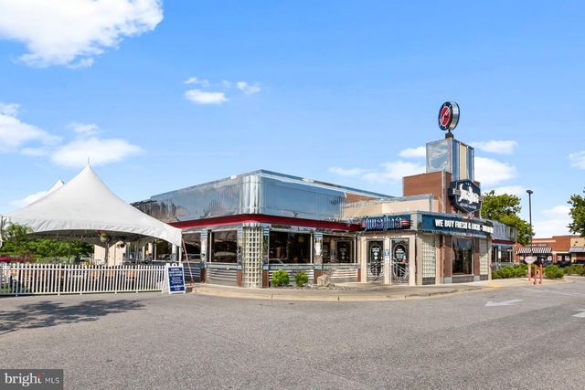 2570 SKEETER CT, Waldorf, MD 20603