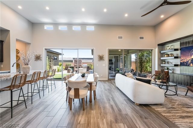 6706 DESERT CRIMSON Street, Las Vegas, NV 89148