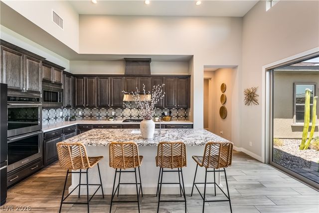 6706 DESERT CRIMSON Street, Las Vegas, NV 89148