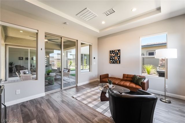6706 DESERT CRIMSON Street, Las Vegas, NV 89148