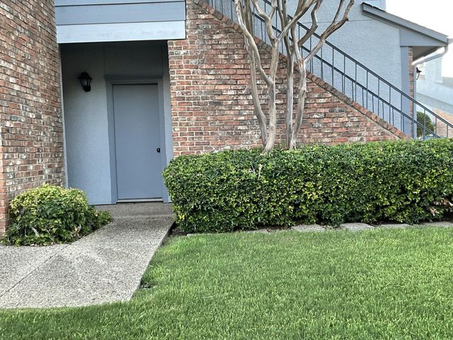 3101 Townbluff Drive 423, Plano, TX 75075