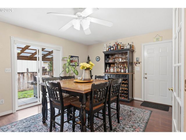 3653 WILLOWBROOK St, Eugene, OR 97404