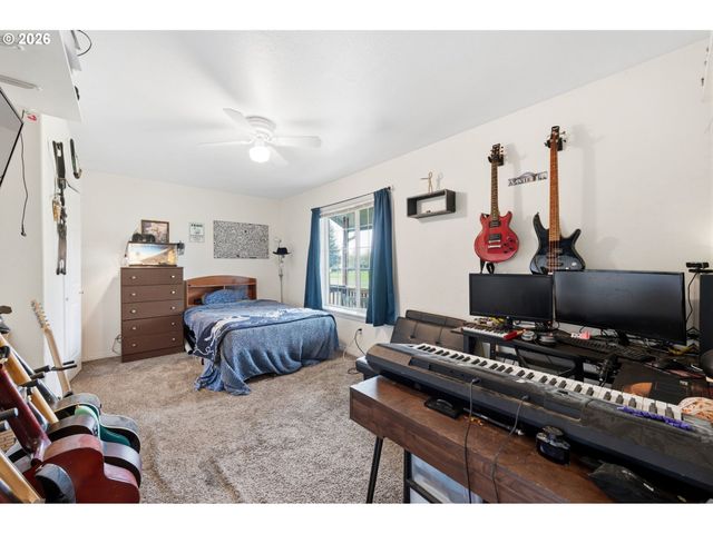 3653 WILLOWBROOK St, Eugene, OR 97404