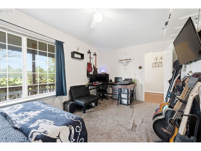 3653 WILLOWBROOK St, Eugene, OR 97404