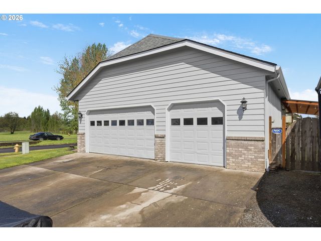 3653 WILLOWBROOK St, Eugene, OR 97404