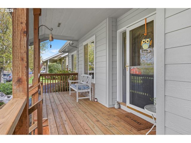 3653 WILLOWBROOK St, Eugene, OR 97404