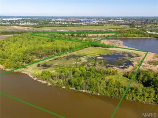00 Bend Road, Madison, IL 62060