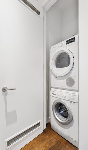 125 E 12th St Apt 2A, New York City, NY 10003