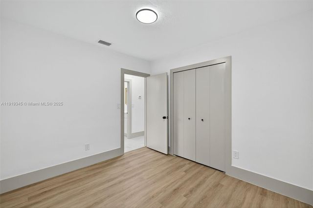 10864 SW 141st Ln, Miami, FL 33176