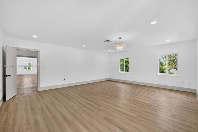 10864 SW 141st Ln, Miami, FL 33176