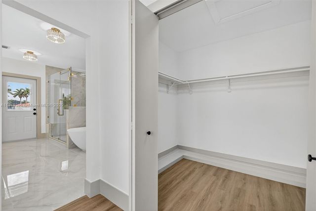 10864 SW 141st Ln, Miami, FL 33176