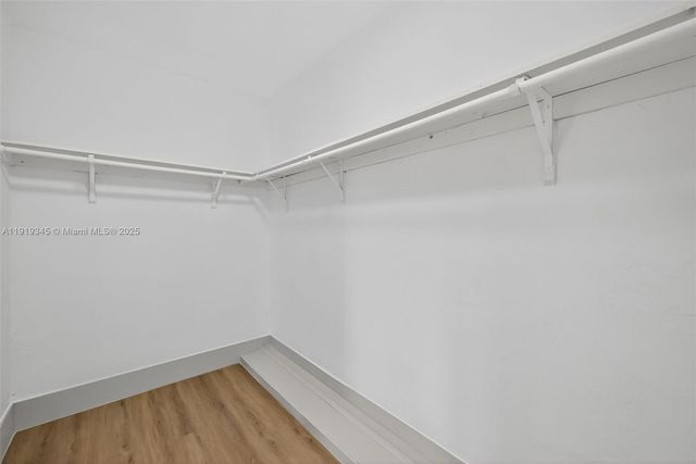 10864 SW 141st Ln, Miami, FL 33176