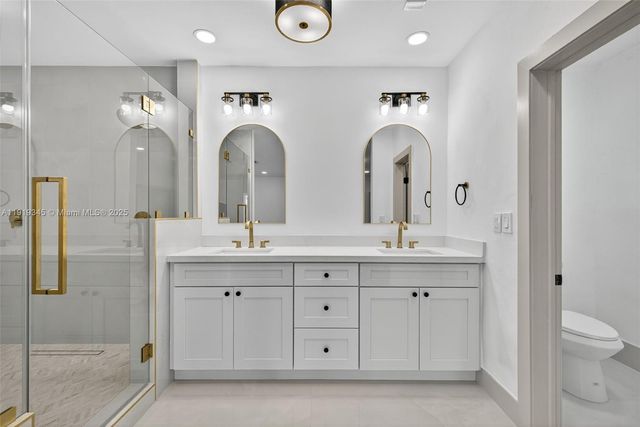 10864 SW 141st Ln, Miami, FL 33176