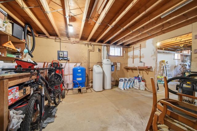 254 Normand Road, Goffstown, NH 03045