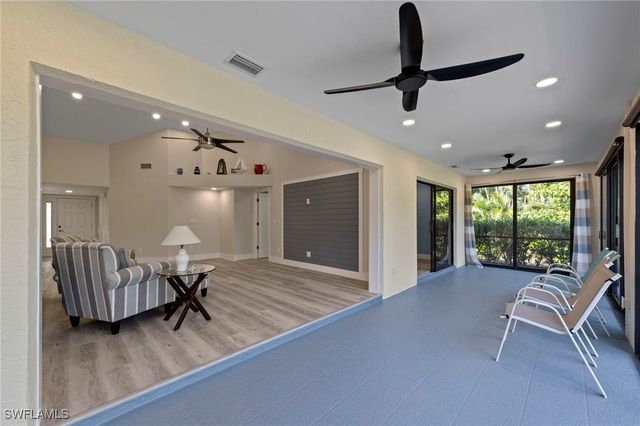 6114 Forest Villas CIR, Fort Myers, FL 33908