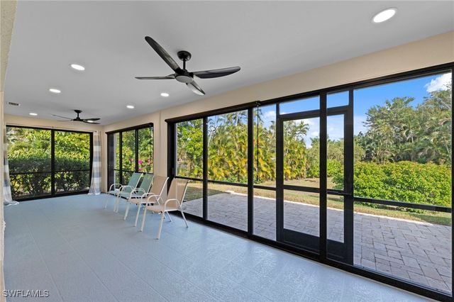 6114 Forest Villas CIR, Fort Myers, FL 33908