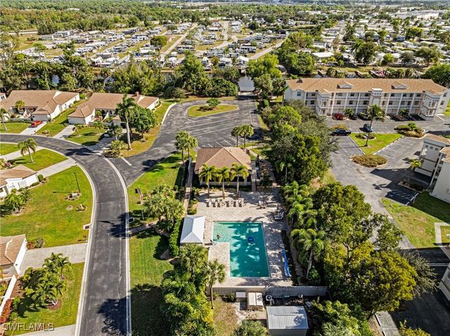 6114 Forest Villas CIR, Fort Myers, FL 33908