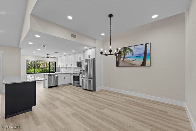 6114 Forest Villas CIR, Fort Myers, FL 33908