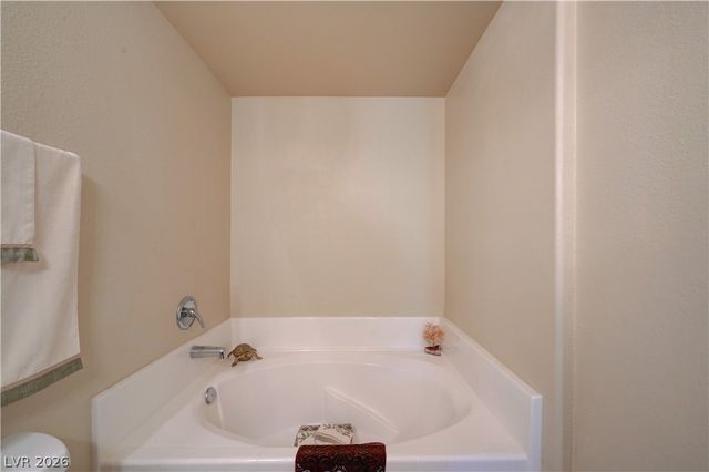 10001 Peace Way 2356, Las Vegas, NV 89147
