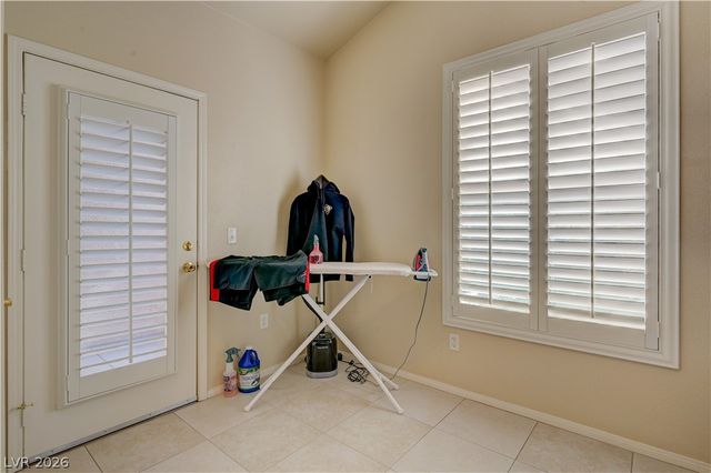10001 Peace Way 2356, Las Vegas, NV 89147