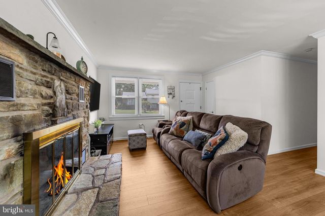 412 WOODBINE AVE, Feasterville Trevose, PA 19053