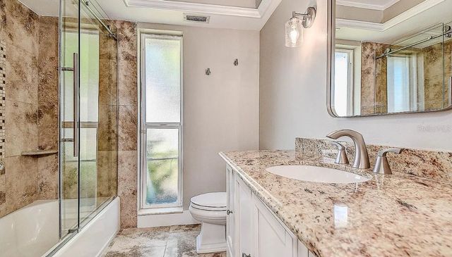 1998 KANSAS AVENUE NE, St Petersburg, FL 33703