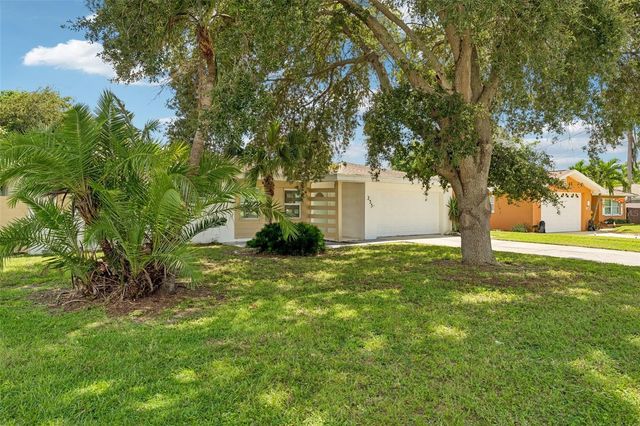 235 OVERBROOK DRIVE E, Largo, FL 33770