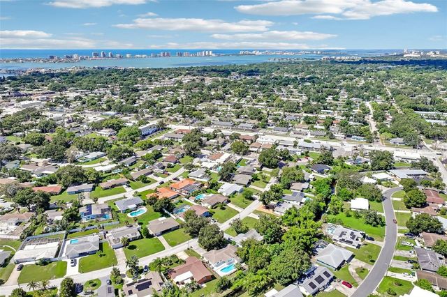 235 OVERBROOK DRIVE E, Largo, FL 33770