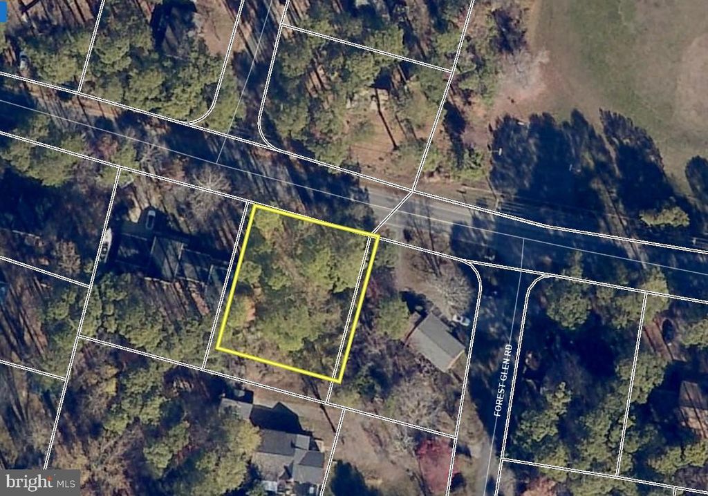 Image 1 of property listing at 12336 CATALINA DR, Lusby, MD 20657