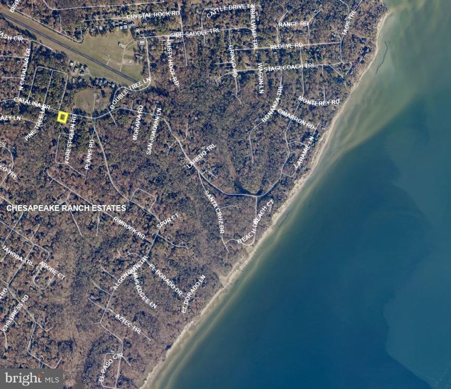 Image 3 of property listing at 12336 CATALINA DR, Lusby, MD 20657