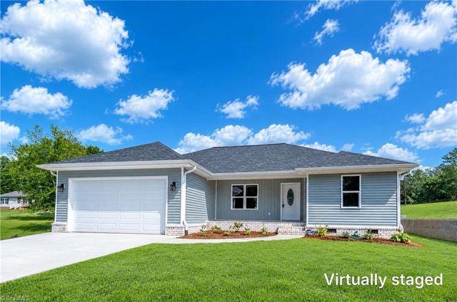 5705 MARSHALLGATE Drive, Winston-salem, NC 27105