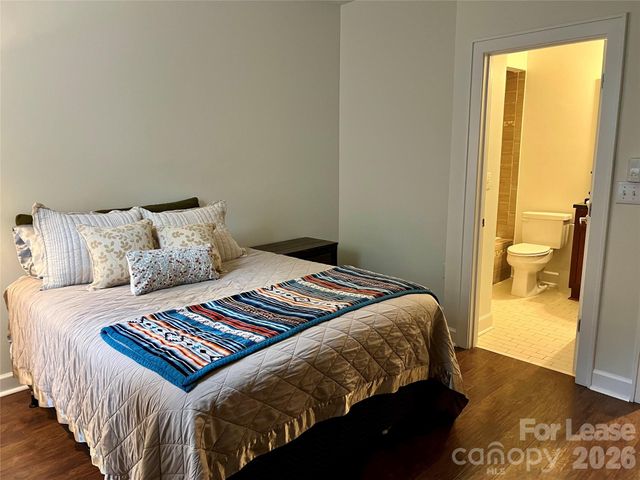 663 E 10th Street, Charlotte, NC 28202