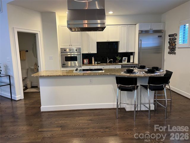 663 E 10th Street, Charlotte, NC 28202