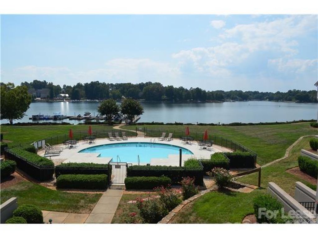 1313 Torrence Circle, Davidson, NC 28036