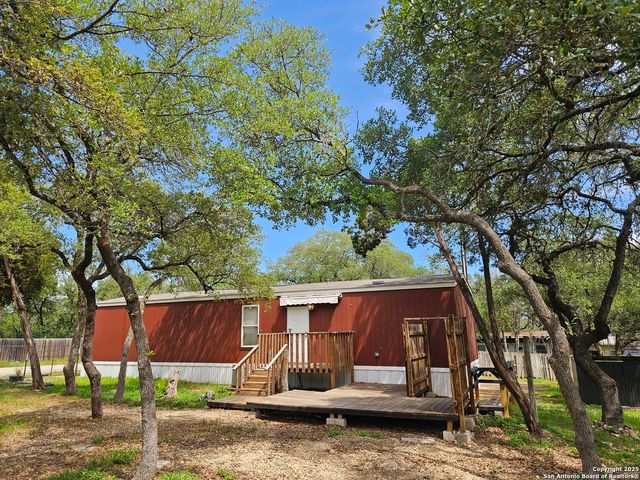 474 Foresthill, Canyon Lake, TX 78133