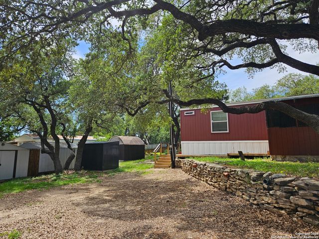 474 Foresthill, Canyon Lake, TX 78133