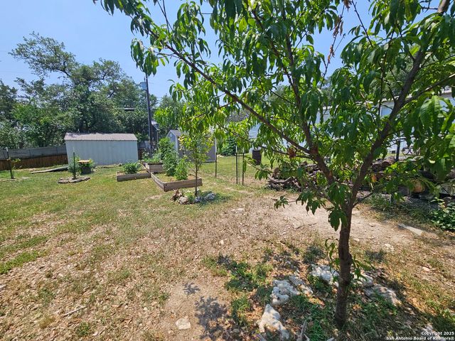 474 Foresthill, Canyon Lake, TX 78133