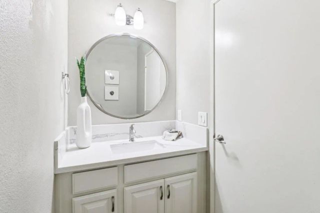 16003 Caminito De Linda, Rancho Bernardo (san Diego), CA 92128