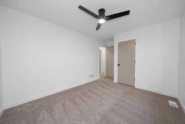 4821 NAVAJO Street, Council Bluffs, IA 51501