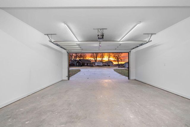 4821 NAVAJO Street, Council Bluffs, IA 51501