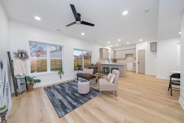 4821 NAVAJO Street, Council Bluffs, IA 51501