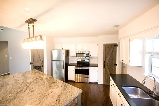 2140 Teasdale DR, Virginia Beach, VA 23454