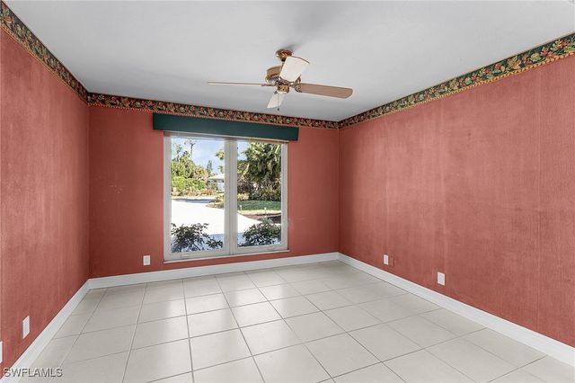 2377 Kings Lake BLVD, Naples, FL 34112