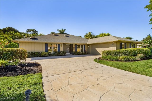 2377 Kings Lake BLVD, Naples, FL 34112