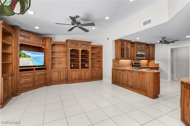 2377 Kings Lake BLVD, Naples, FL 34112