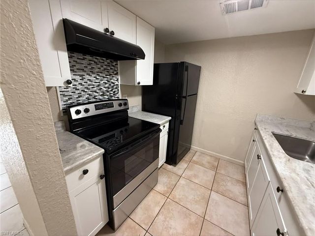 2325 Crawford ST 2, Fort Myers, FL 33901