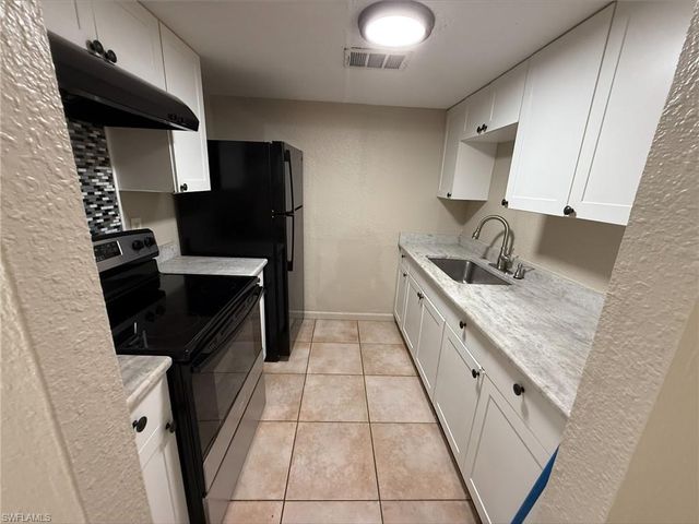 2325 Crawford ST 2, Fort Myers, FL 33901