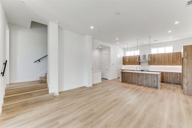 1767 Novela Way, Dallas, TX 75215