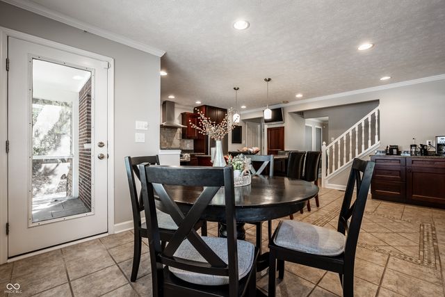 1186 Winter Wood Court, Zionsville, IN 46077