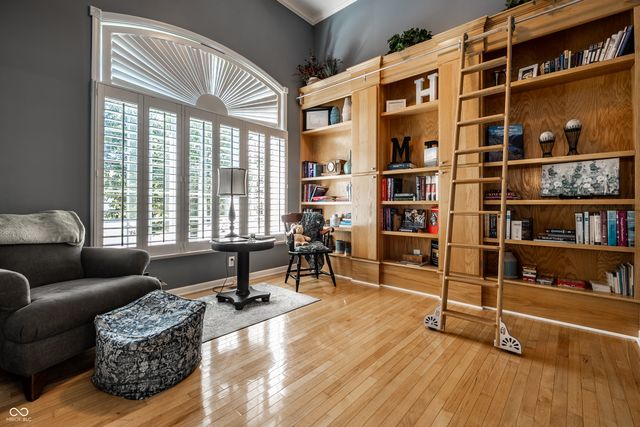 1186 Winter Wood Court, Zionsville, IN 46077